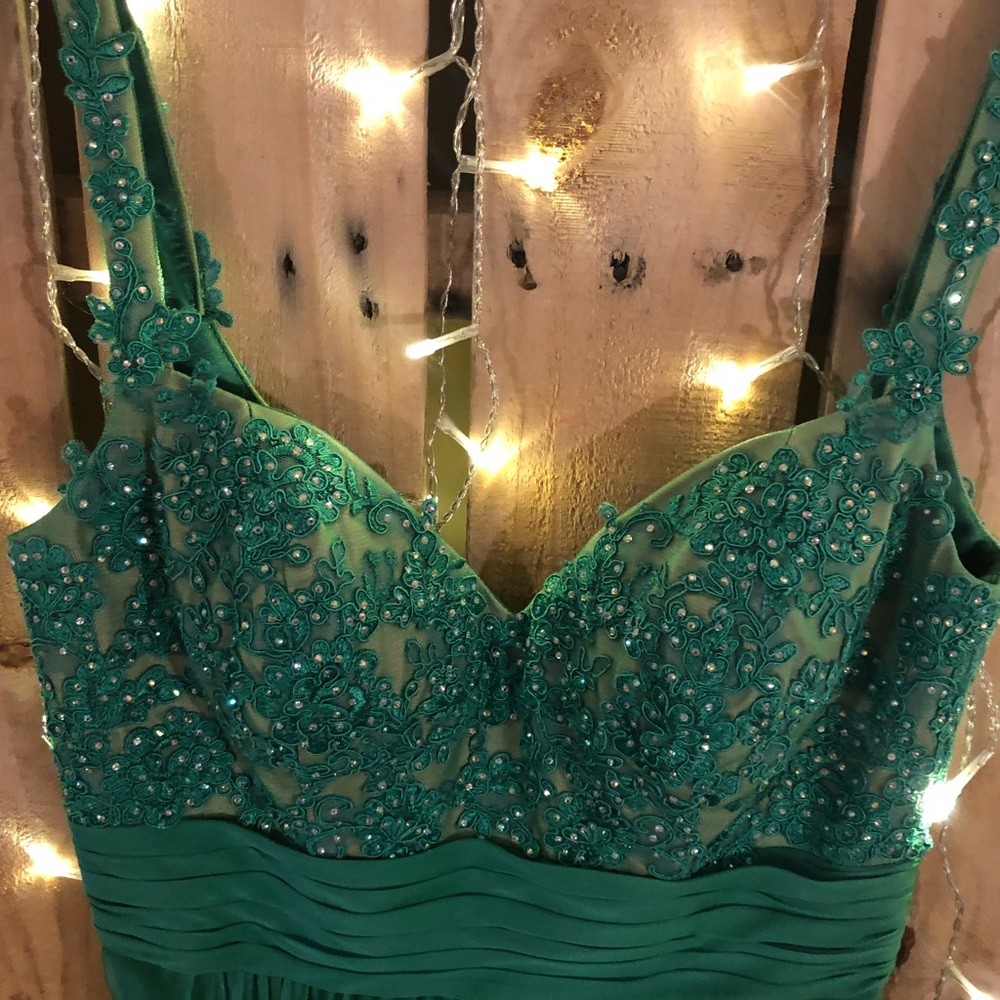 LaFemme Green Prom Dress - Picture 5 of 7